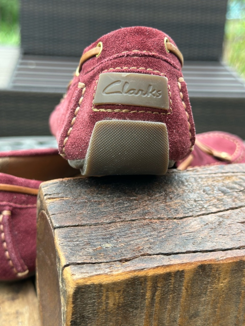 Clarks Berry Wine Suede Loafers Driving Moccasin Comfort Shoes Leather Ties - Picture 5 of 11